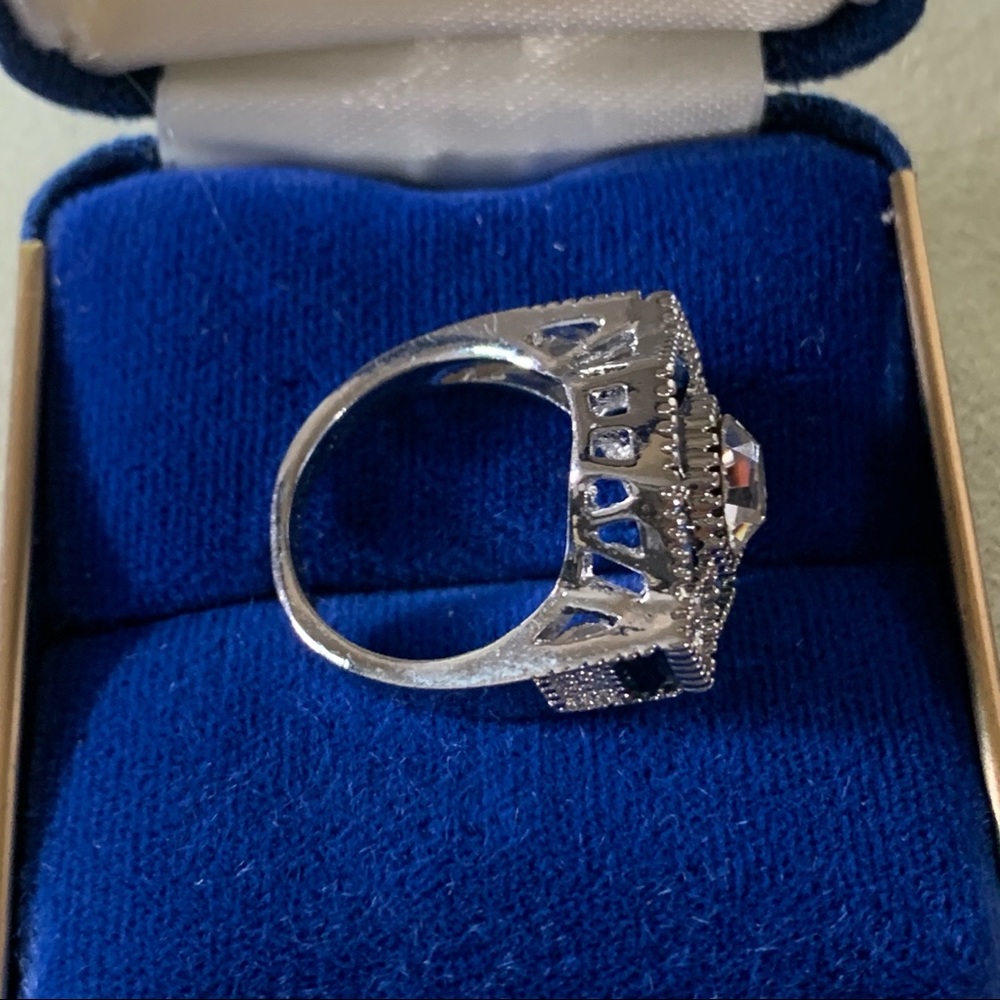 SILVER SAPPHIRE RING - Picture 3 of 9